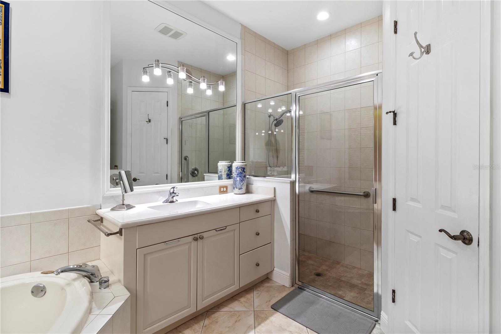 LAKEWOOD RANCH COUNTRY CLUB VILLAGE AA 1&2 - Residential