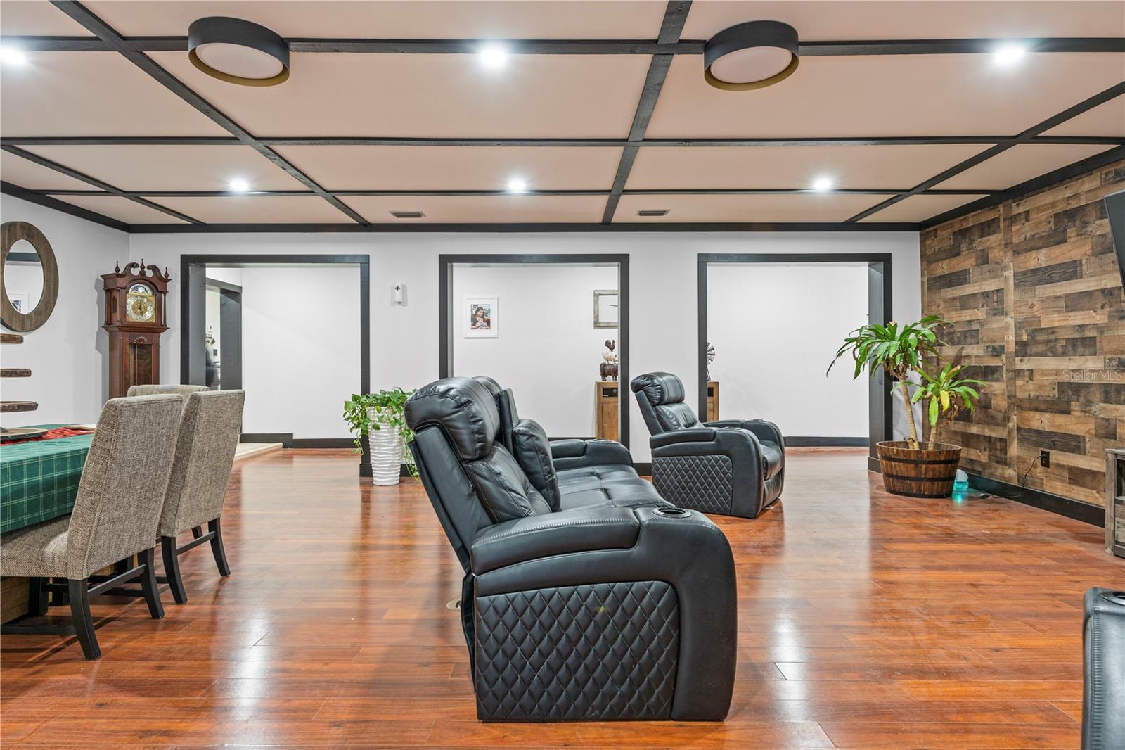 409 SAN SEBASTIAN PRADO