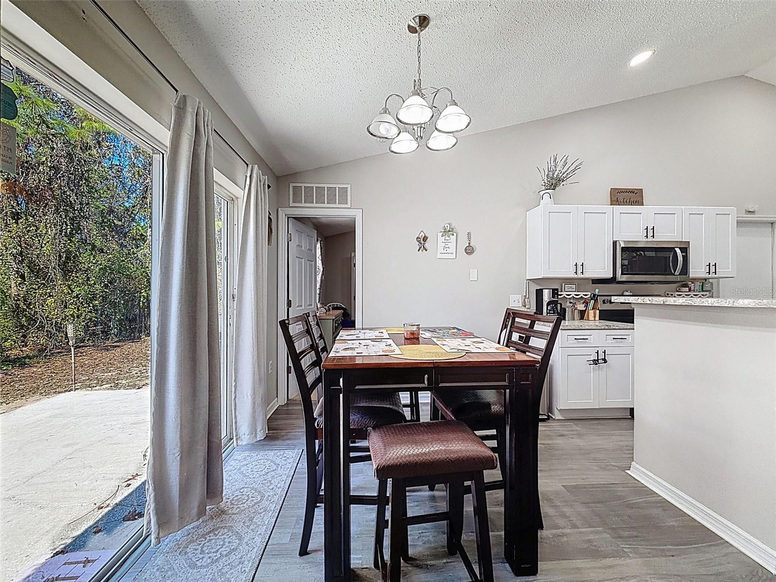 ROYAL HIGHLANDS - Residential