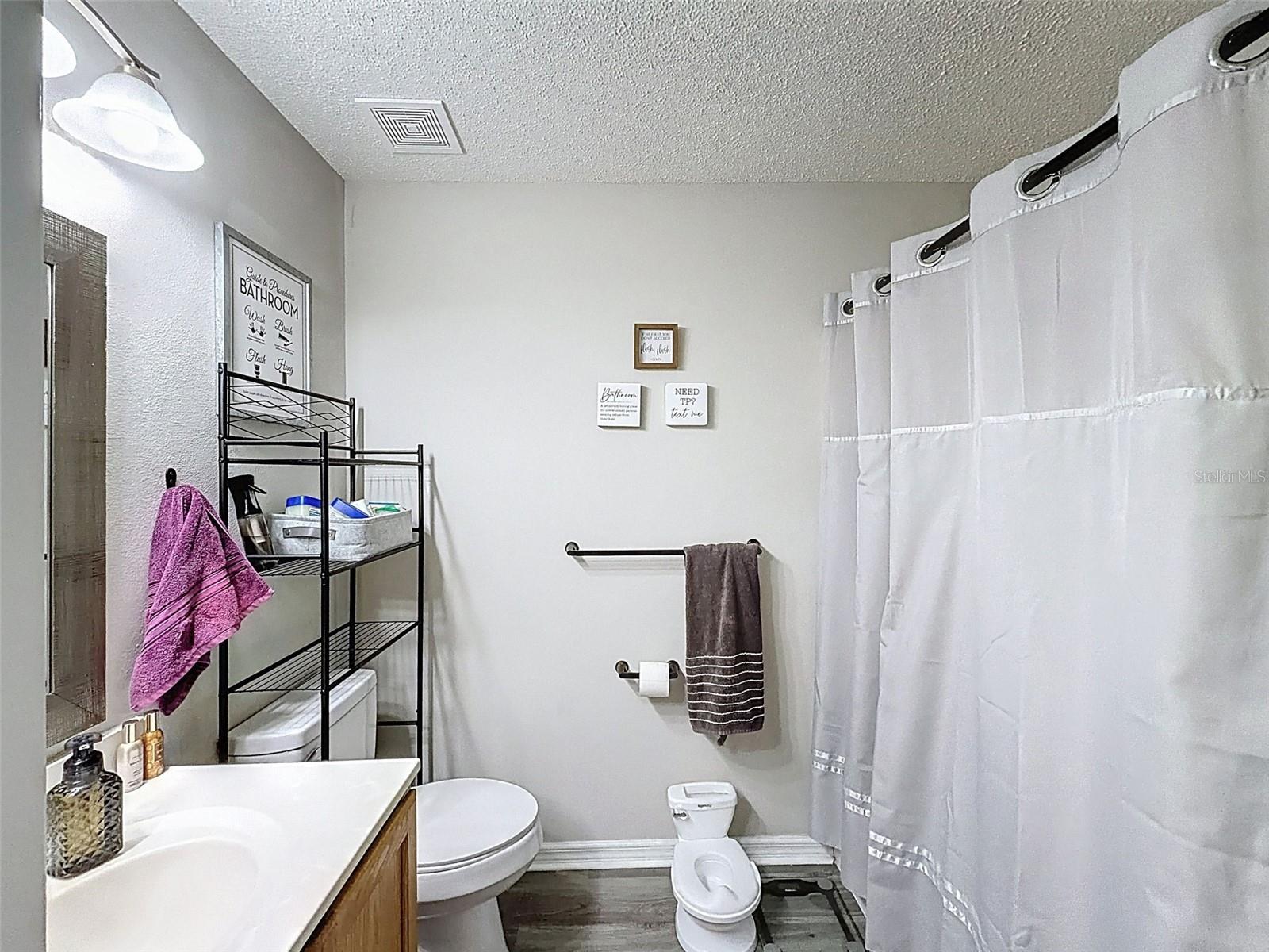 ROYAL HIGHLANDS - Residential