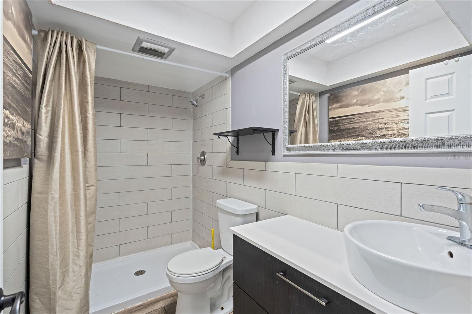 IMPERIAL PARK - Residential