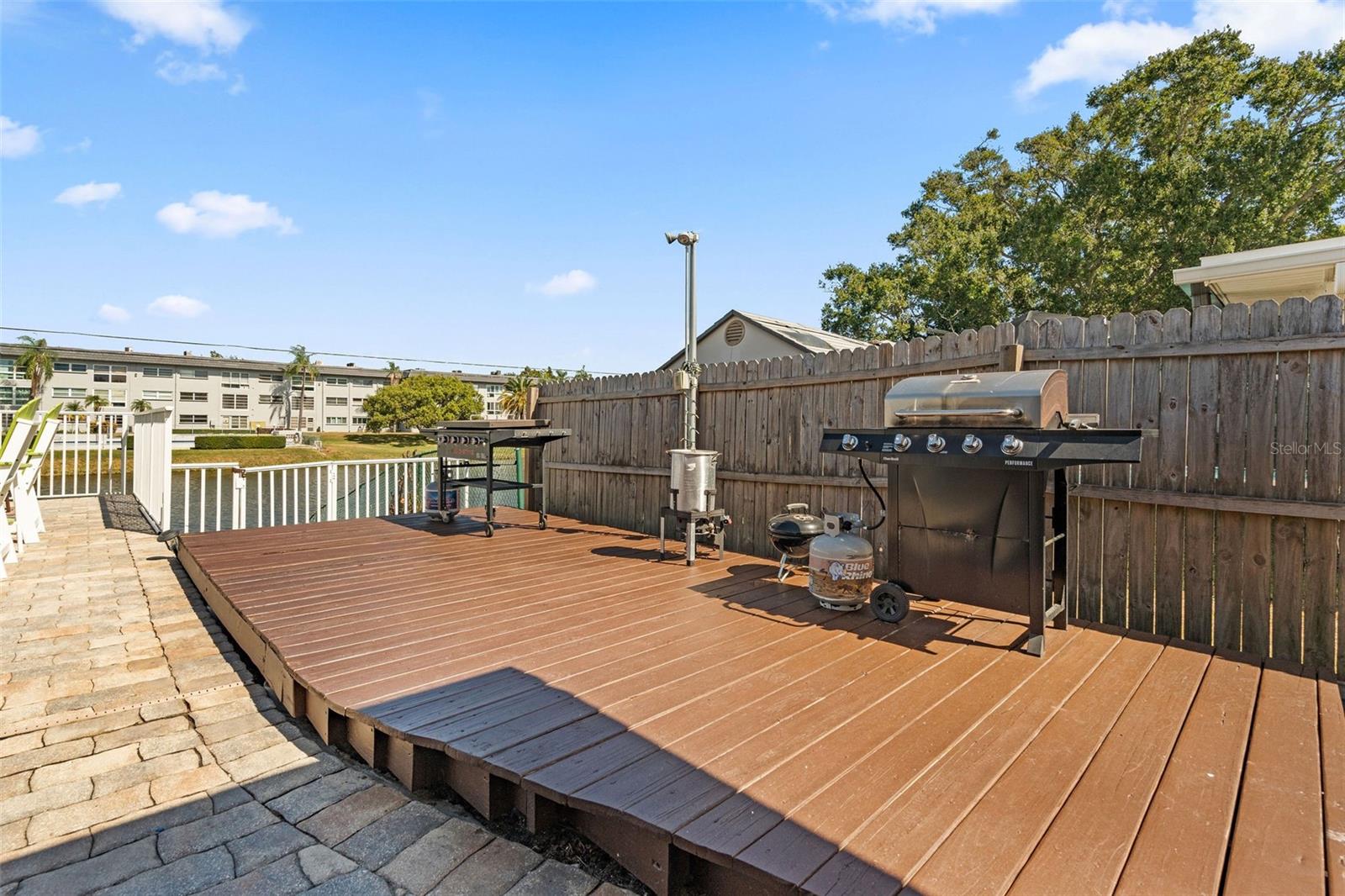 IMPERIAL PARK - Residential