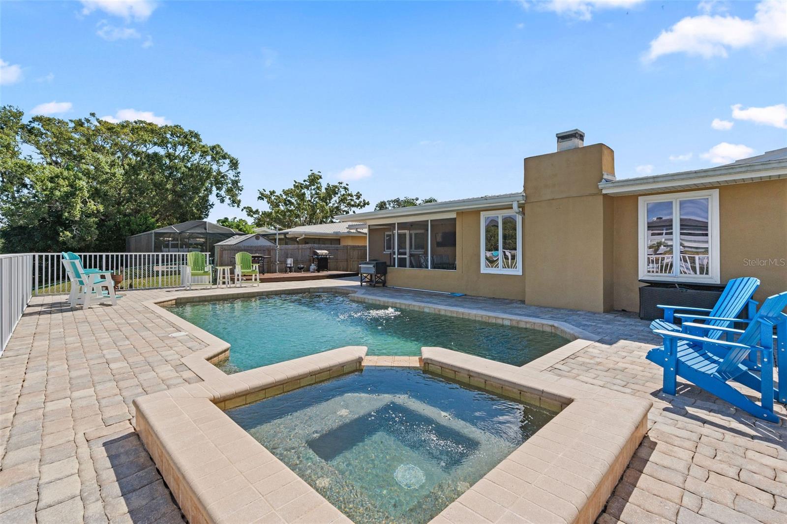 IMPERIAL PARK - Residential