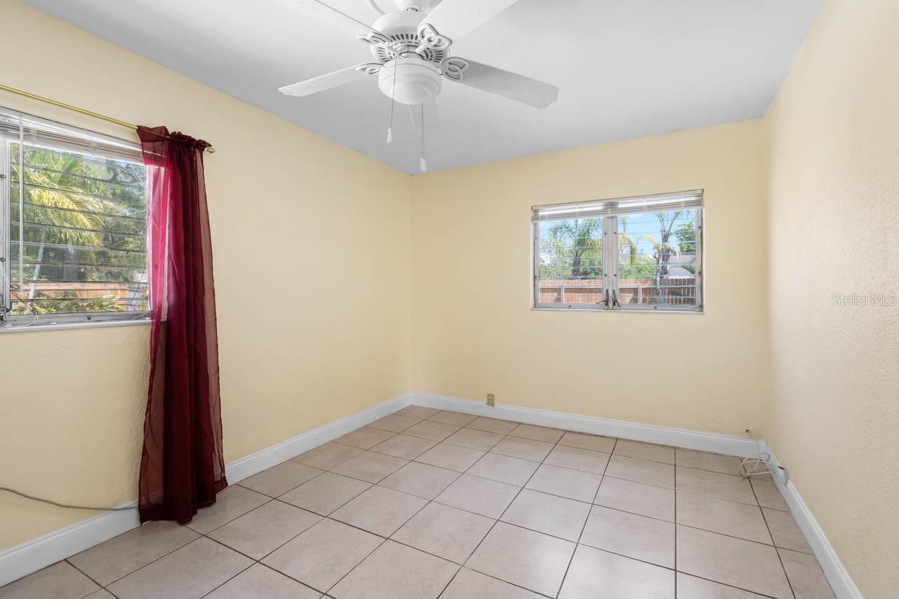 RUSKIN CITY 1ST ADD - Residential