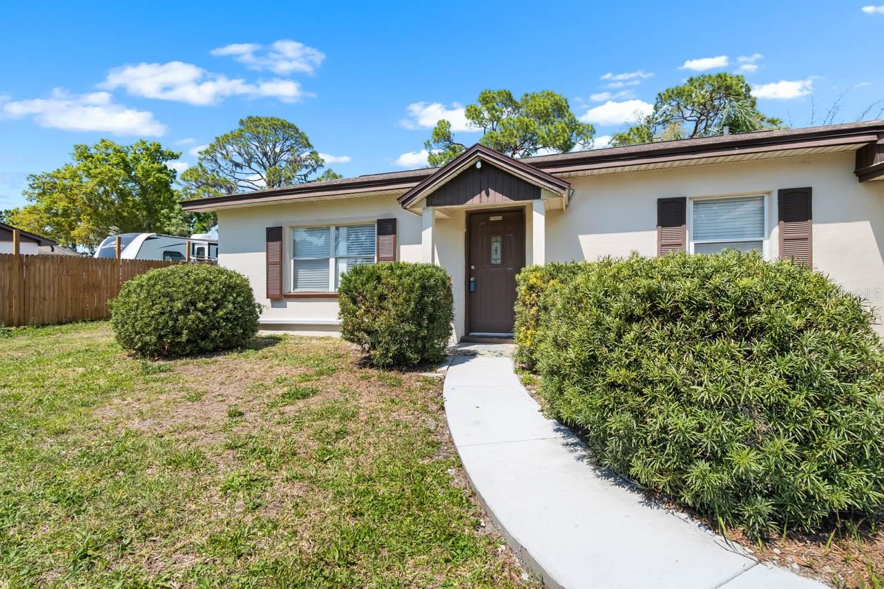 RUSKIN CITY 1ST ADD - Residential