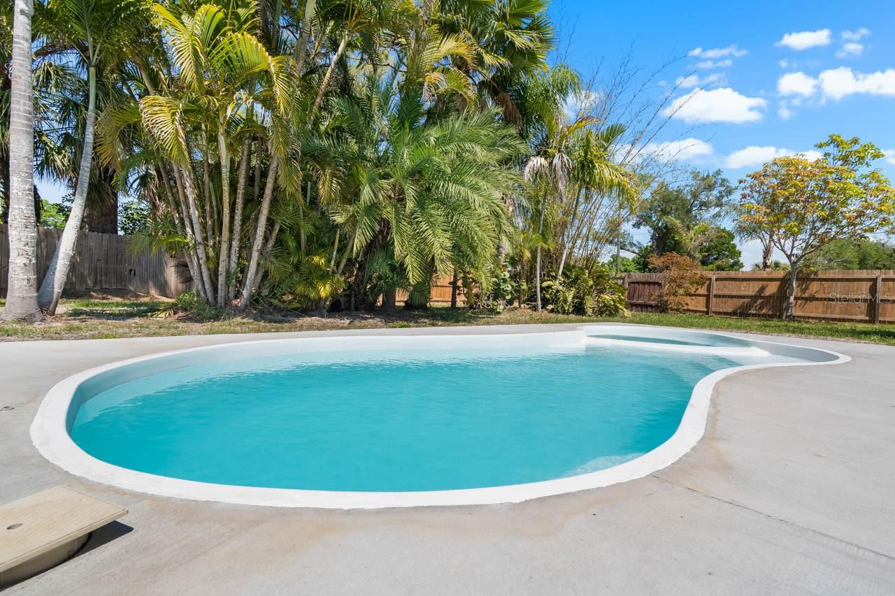 RUSKIN CITY 1ST ADD - Residential