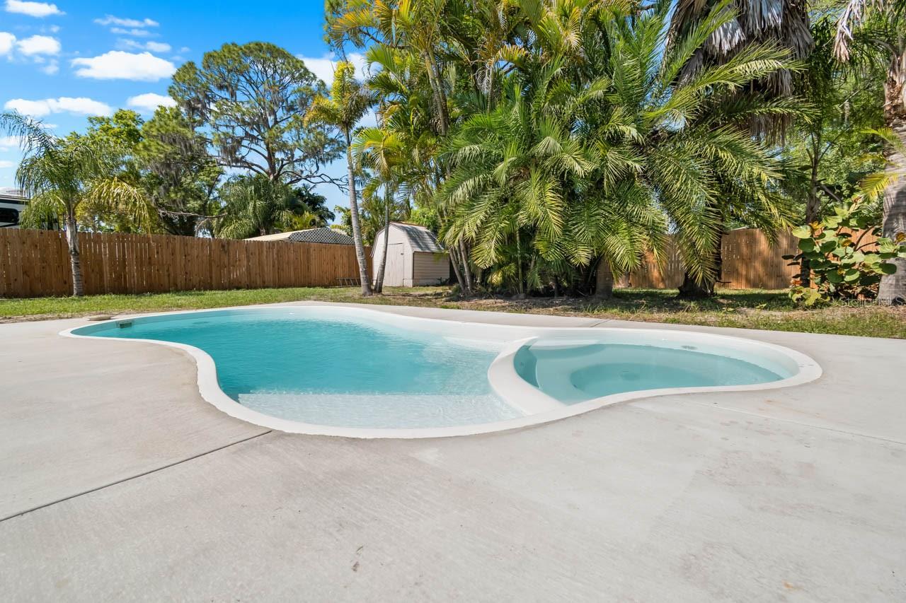 RUSKIN CITY 1ST ADD - Residential