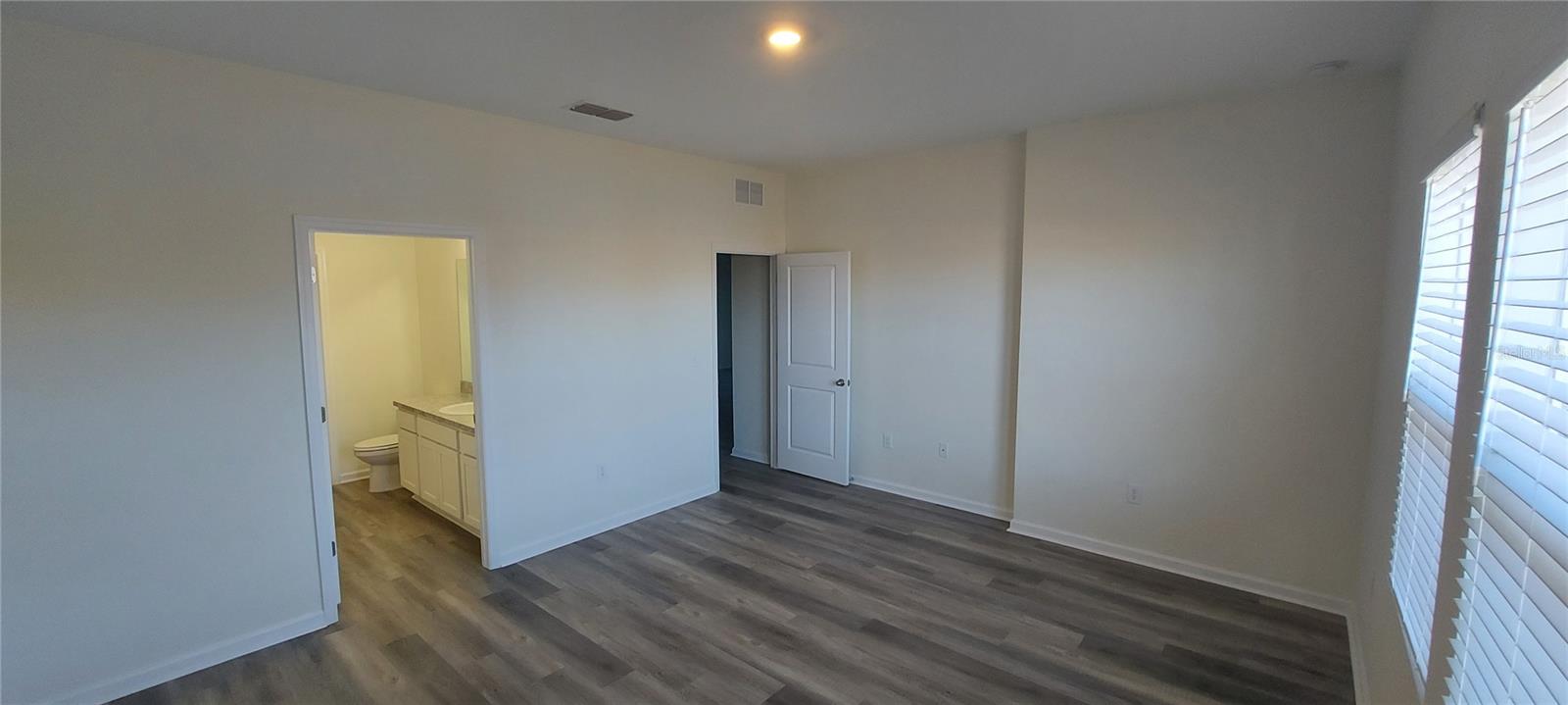 SOUTH HAVEN - Residential