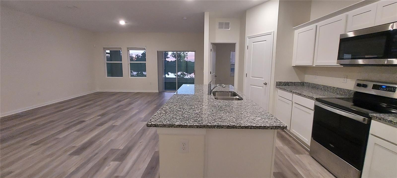 856 KINGS PINE COURT