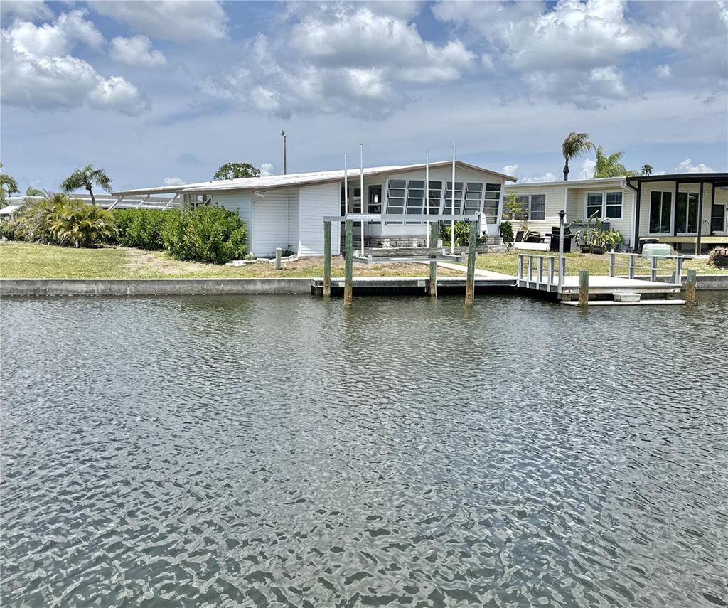 Photo of 6806 Mount Quincy Drive NE #361, St Petersburg, FL 33702 (MLS # TB8505045)