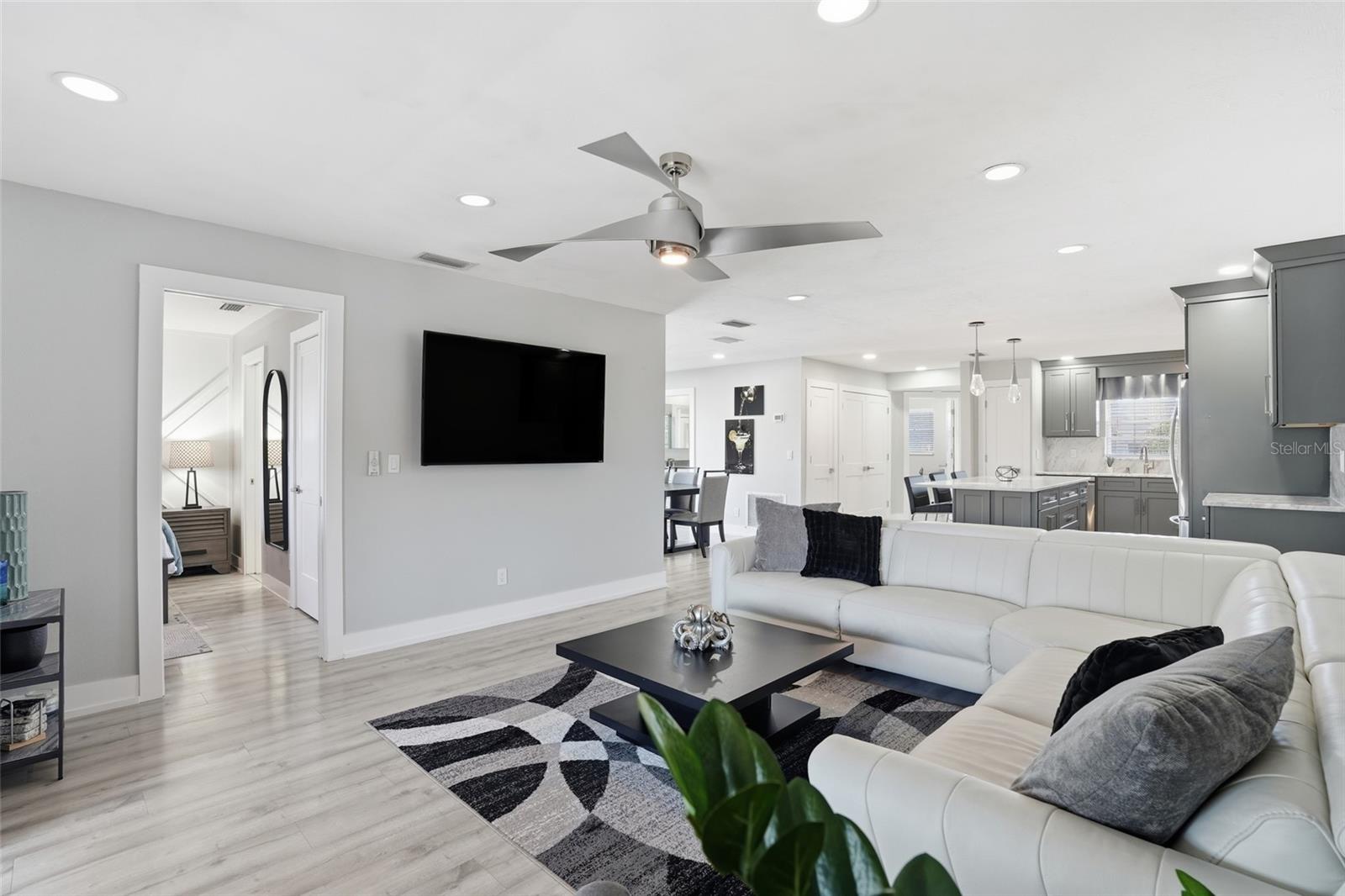 CLUB ABACO CONDO - Residential