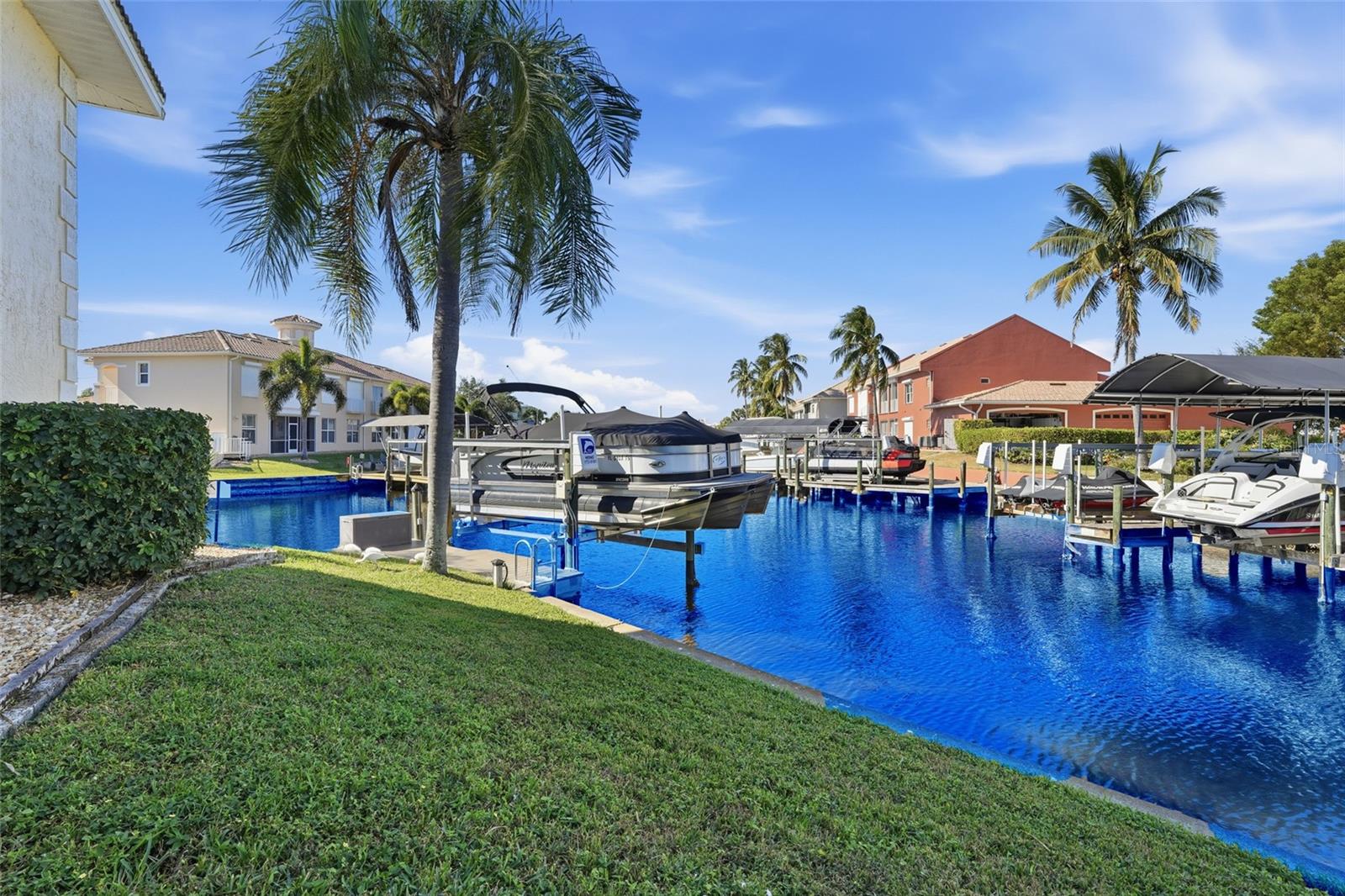 CLUB ABACO CONDO - Residential