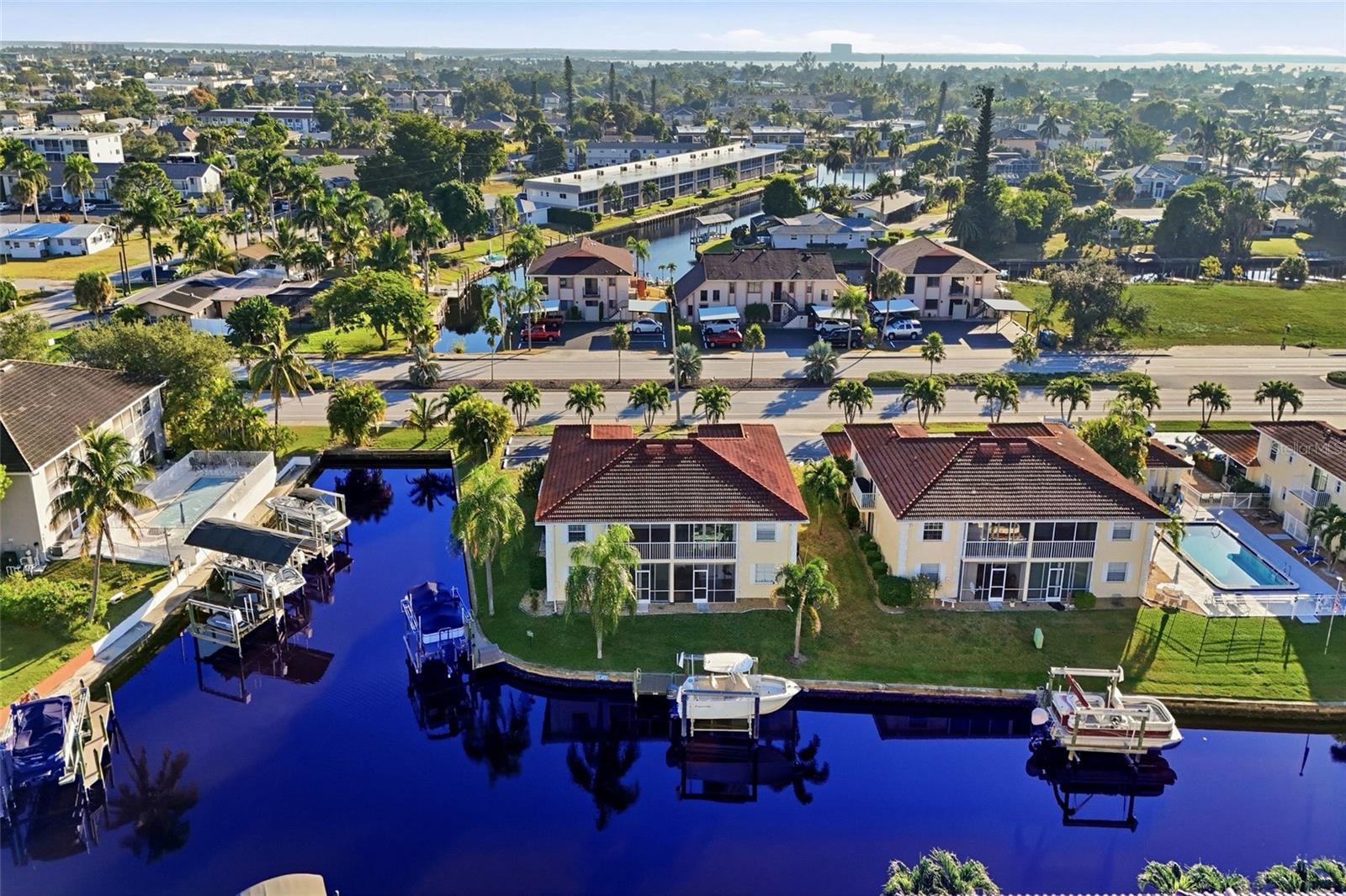 CLUB ABACO CONDO - Residential