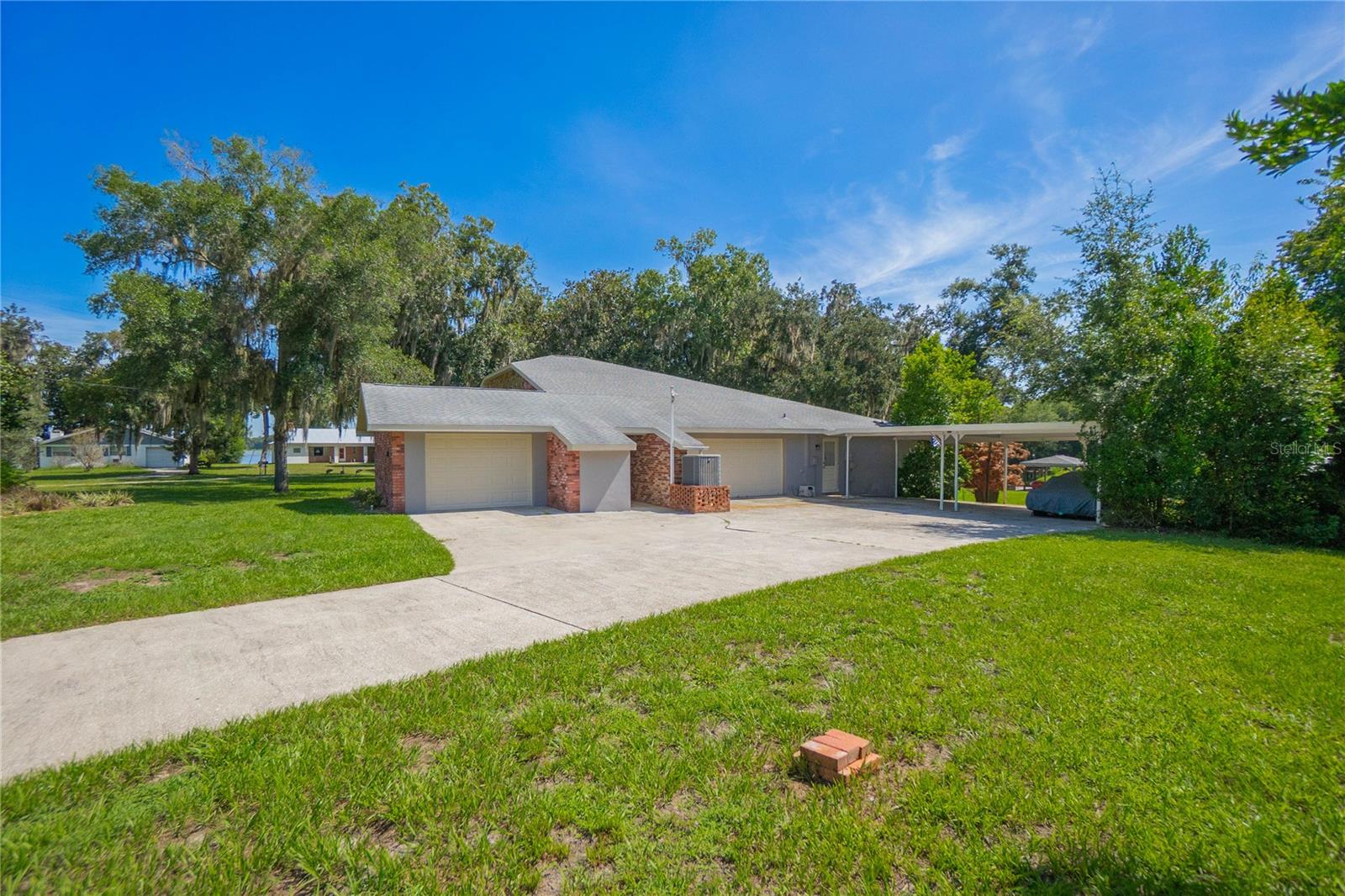 3711 E TURQUOISE DRIVE