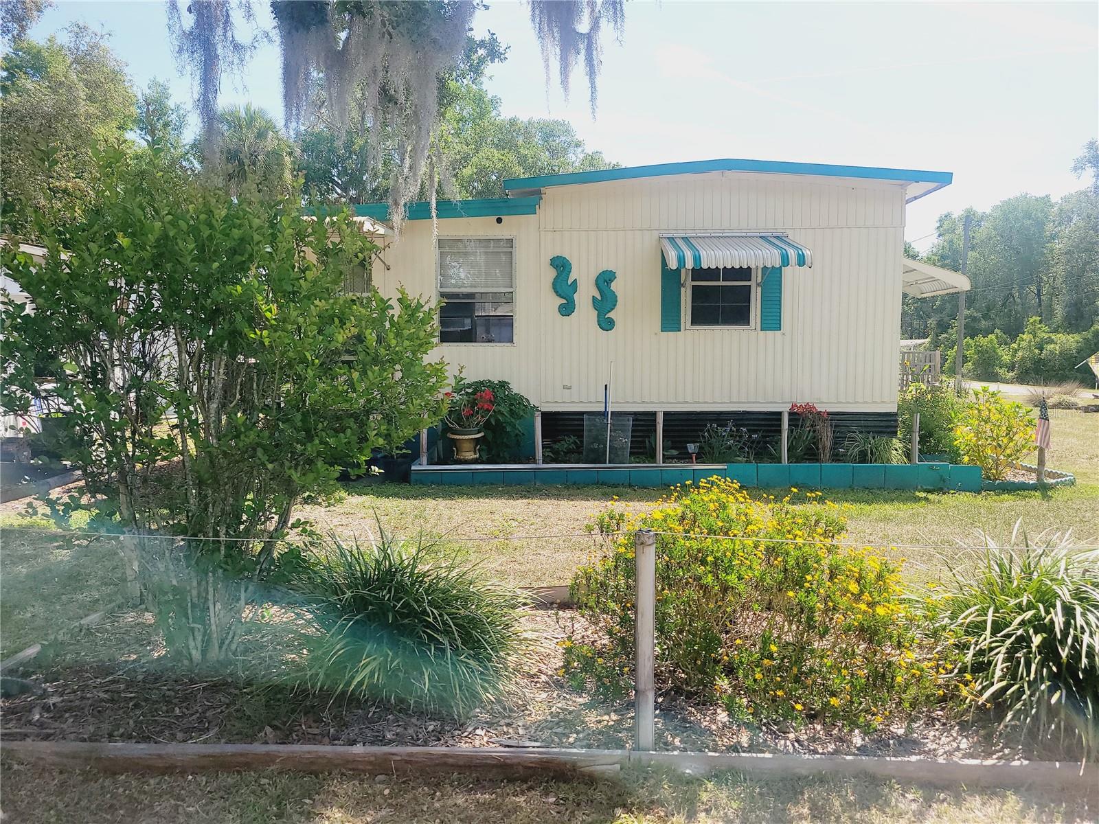 PINE LAKE - Residential