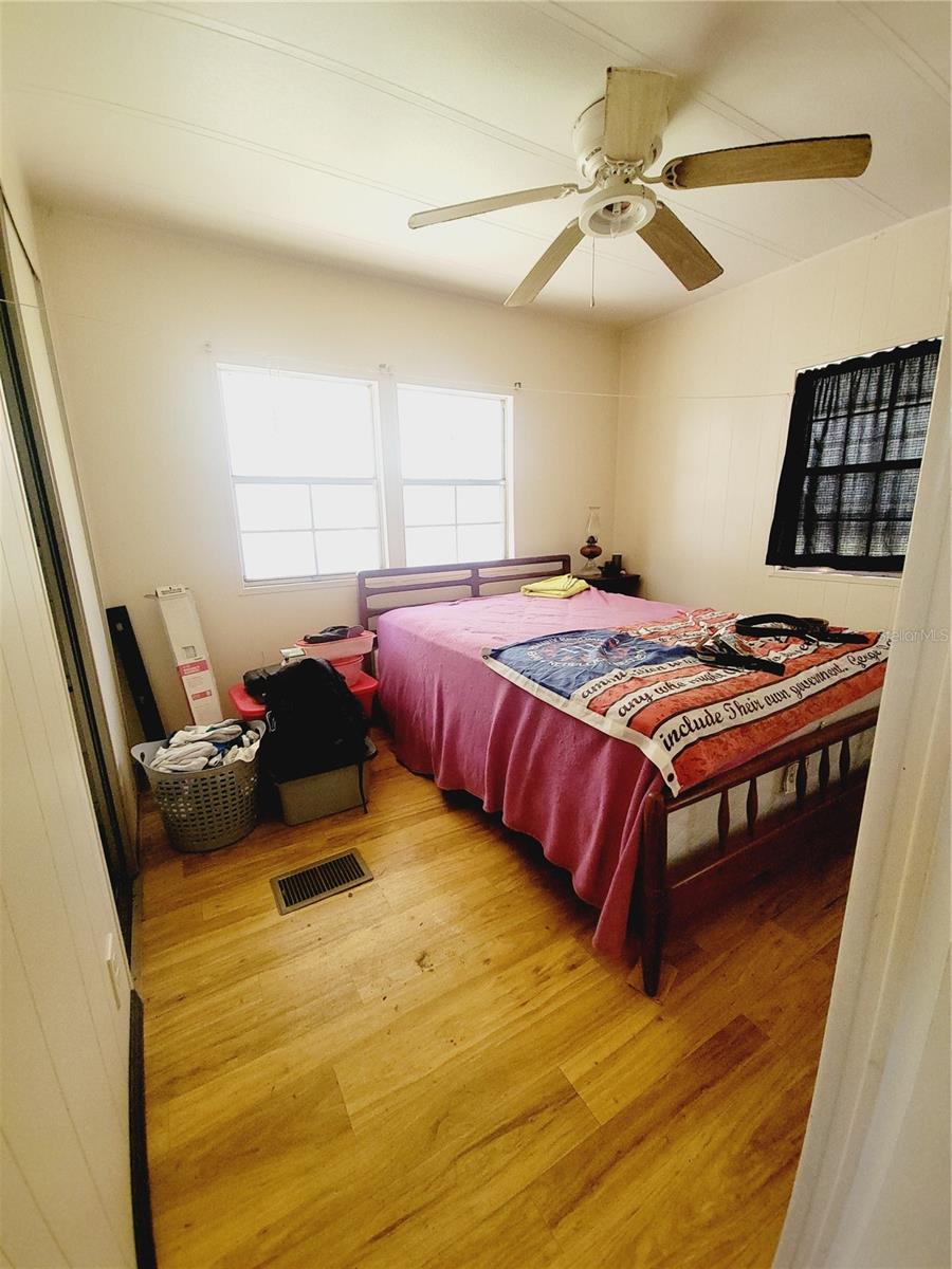 PINE LAKE - Residential