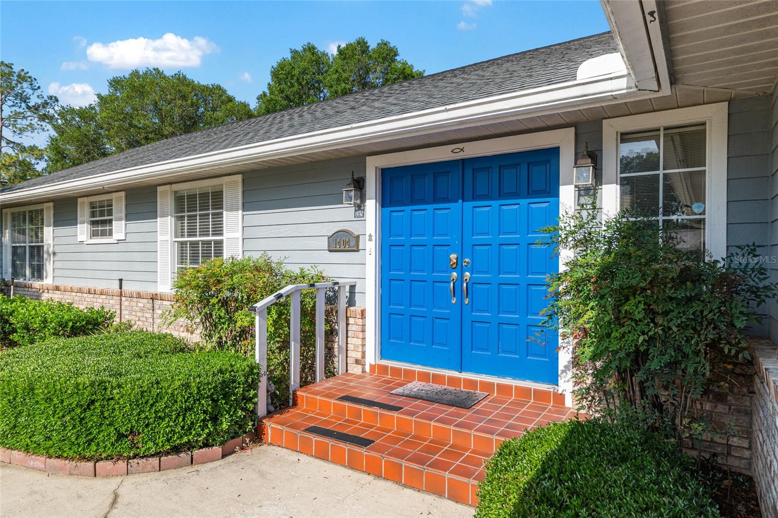 1404 SE 40TH COURT