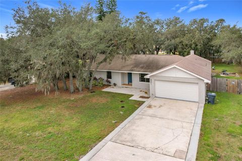 A home in WINTER HAVEN