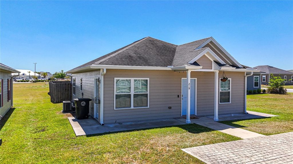 Photo of 219 Mesa Street NW, Live Oak, FL 32064 (MLS # OM723087)