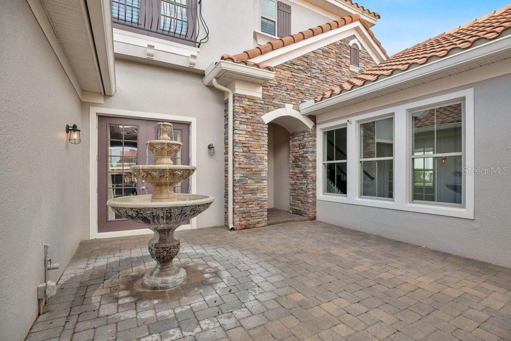 416 BLUE BIRCH COURT