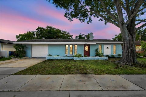 Photo of 1813 Driftwood Circle N, Oldsmar, FL 34677 (MLS # TB8553447)