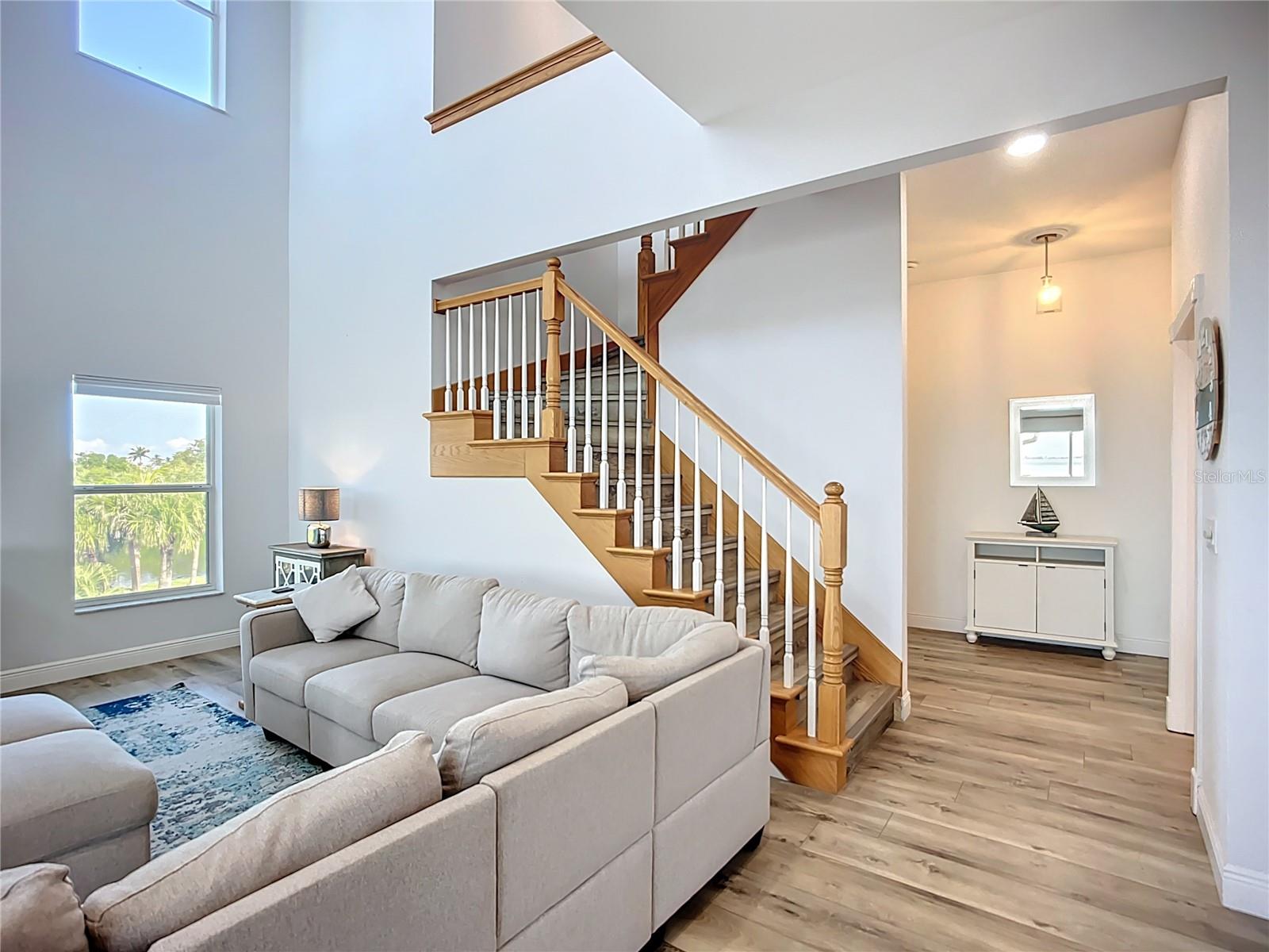 TREETOPS BAY CONDO - Residential Lease