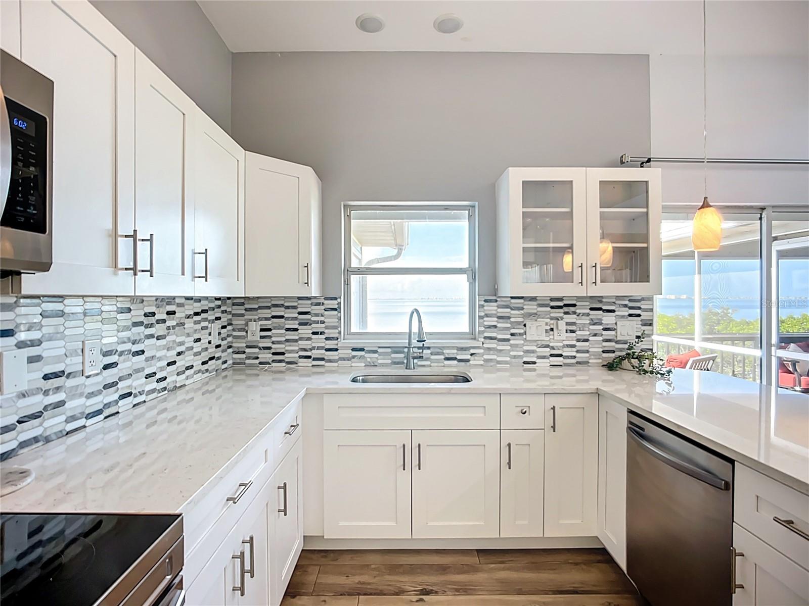 TREETOPS BAY CONDO - Residential Lease