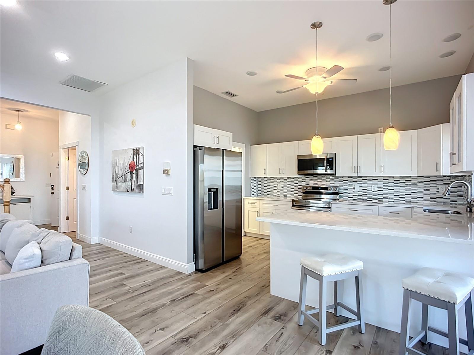 TREETOPS BAY CONDO - Residential Lease