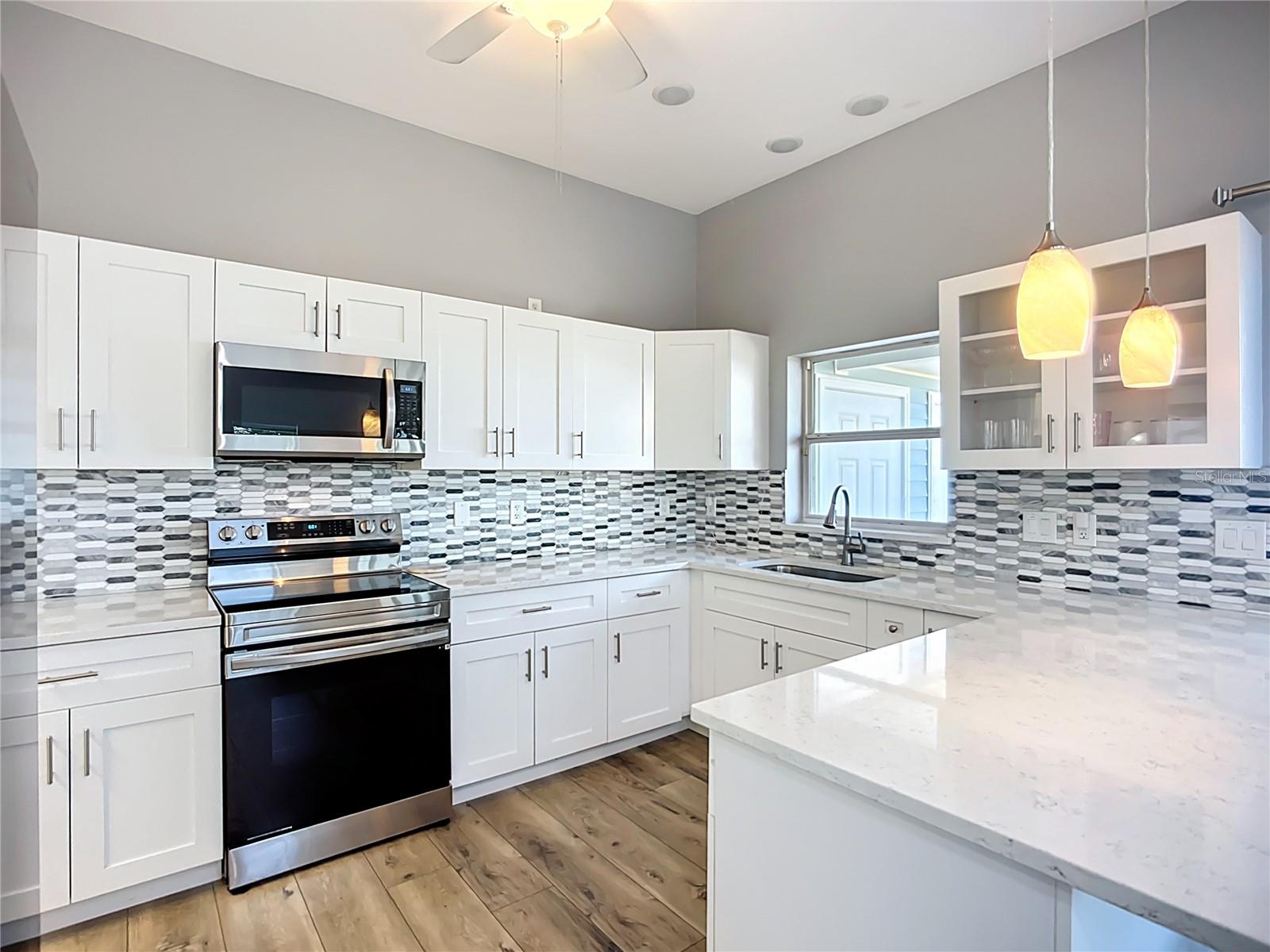 TREETOPS BAY CONDO - Residential Lease