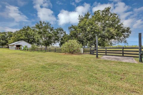 Tiny photo for 29030 Can Do Lane, Tavares, FL 32778 (MLS # V4944983)
