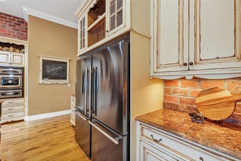 Tiny photo for 29030 Can Do Lane, Tavares, FL 32778 (MLS # V4944983)