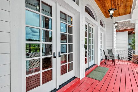 Tiny photo for 29030 Can Do Lane, Tavares, FL 32778 (MLS # V4944983)