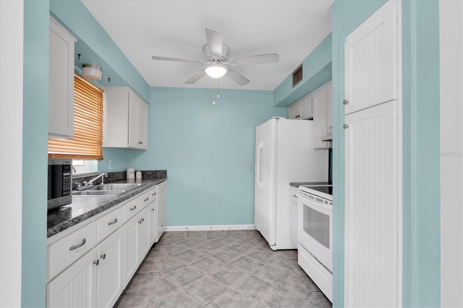 LES CHATEAUX DES ROIS - Residential