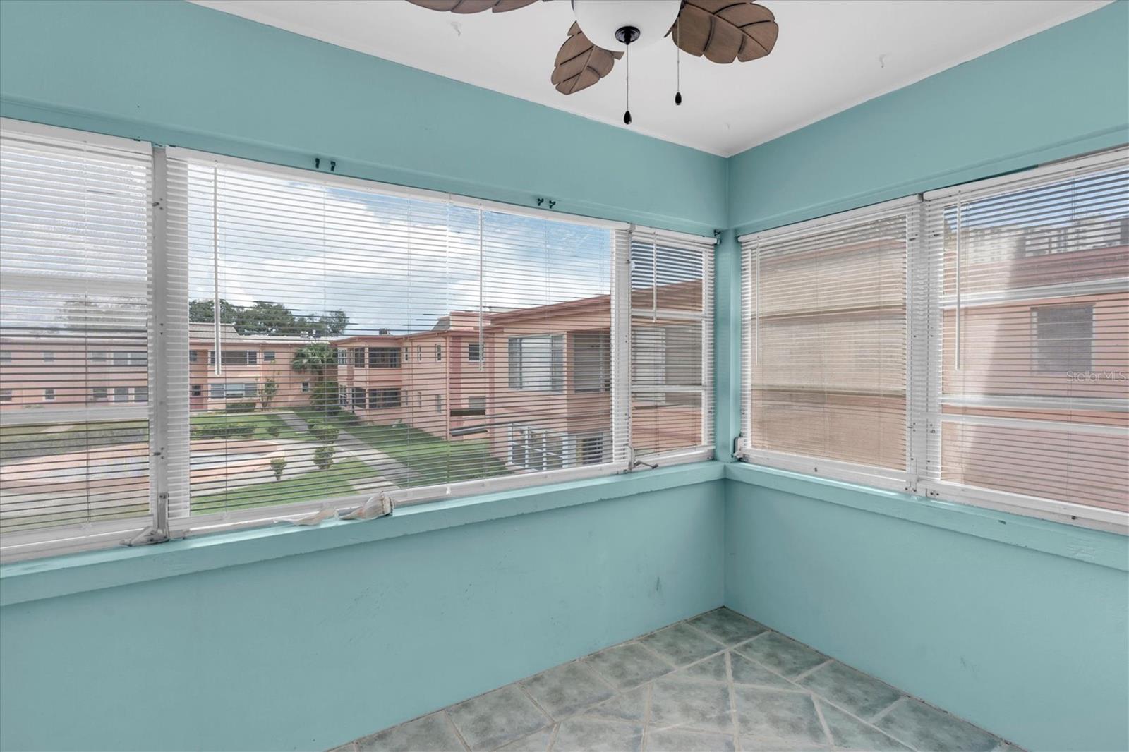 LES CHATEAUX DES ROIS - Residential