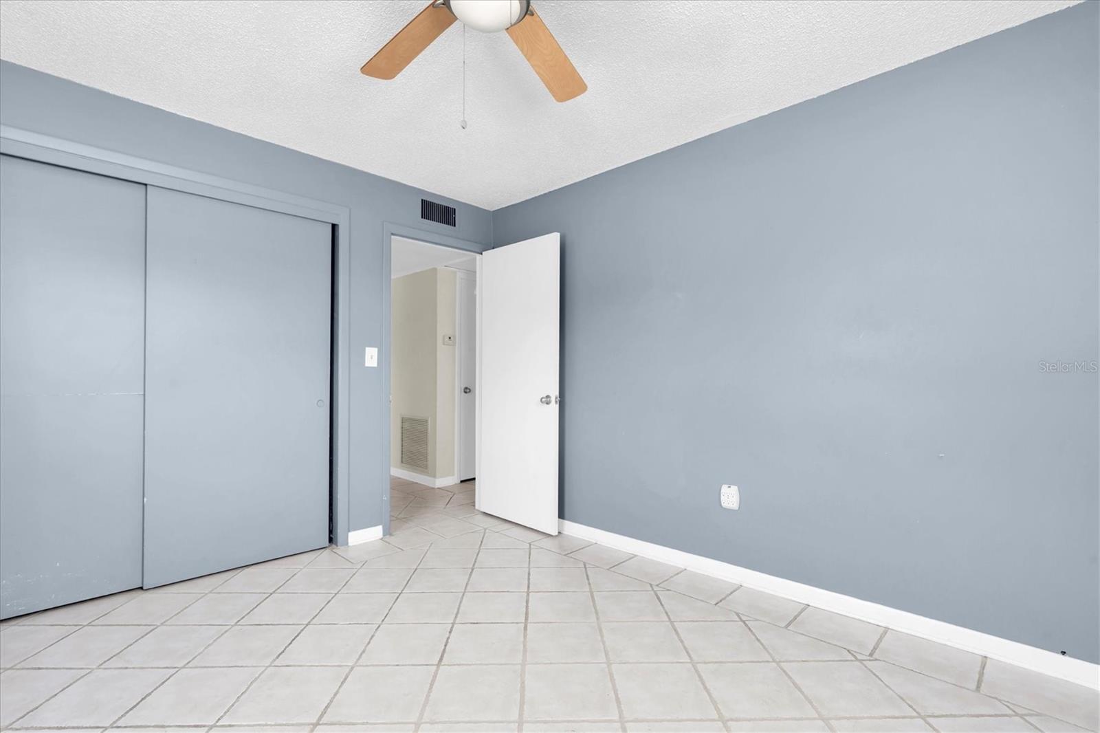 LES CHATEAUX DES ROIS - Residential