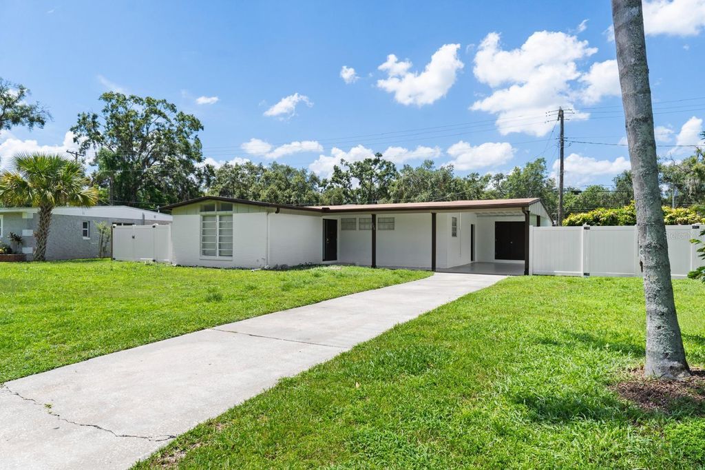 Photo of 503 Broxburn Avenue, Temple Terrace, FL 33617 (MLS # TB8411850)