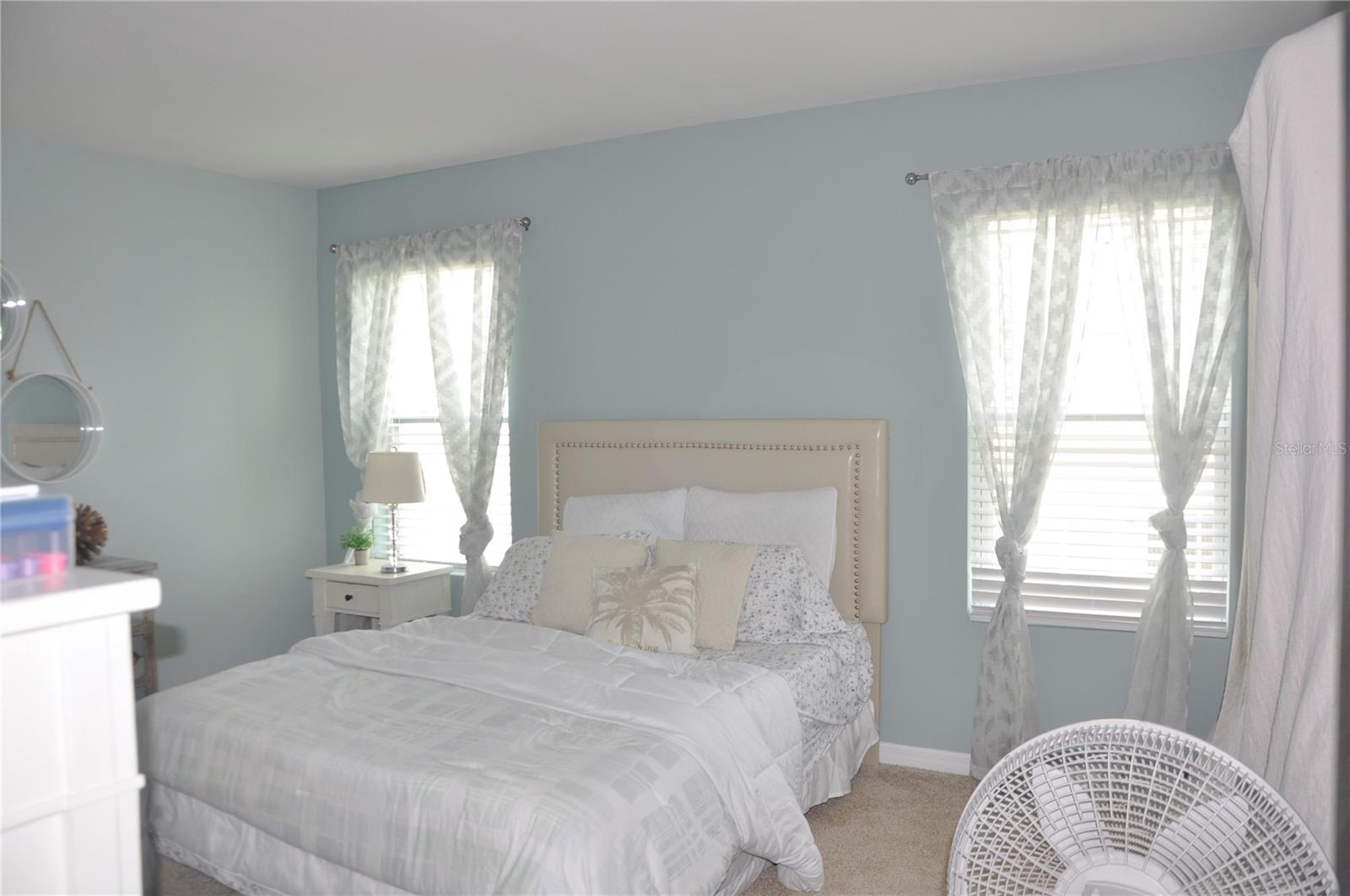 BELLA OAKS - Residential Lease