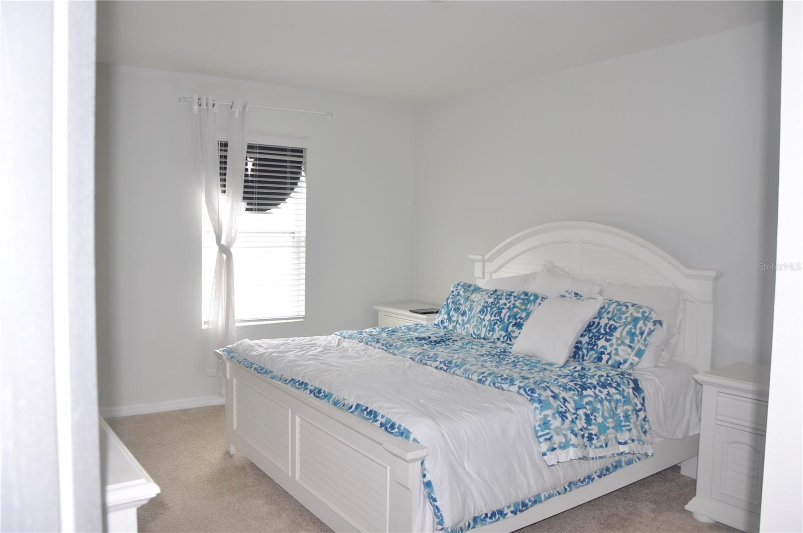 BELLA OAKS - Residential Lease