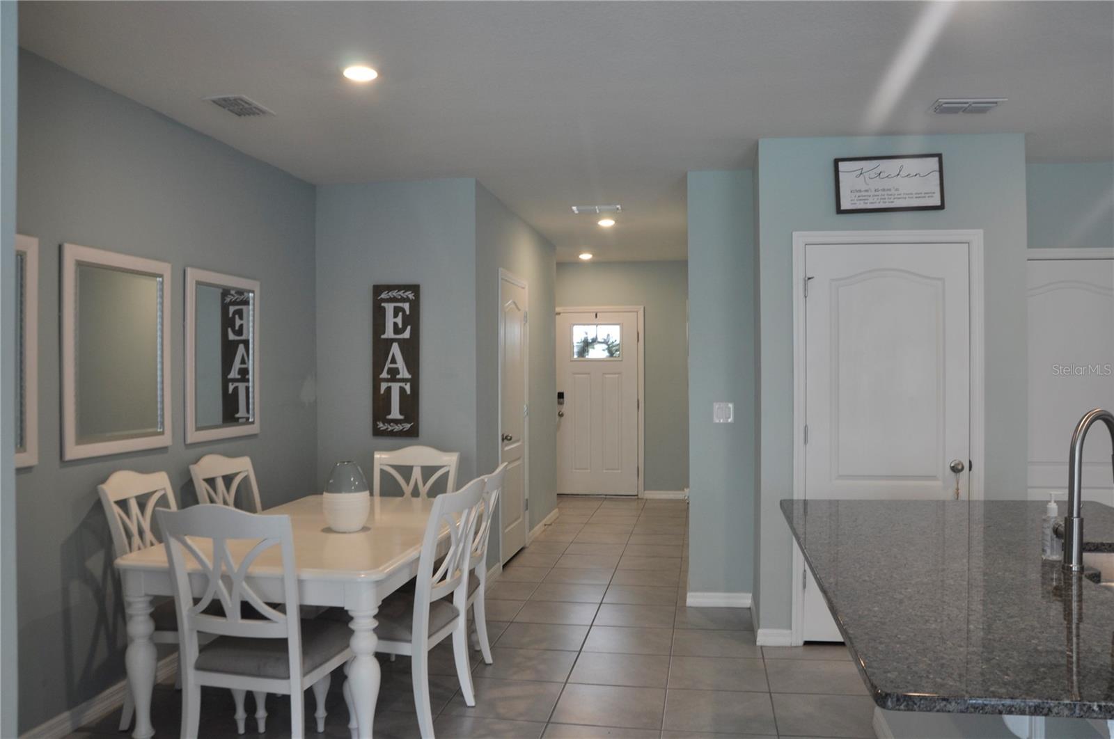 BELLA OAKS - Residential Lease