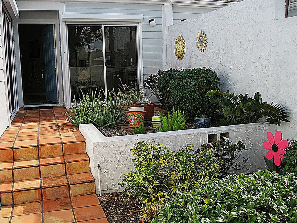 Photo of 919 Waterside Lane, Bradenton, FL 34209 (MLS # A4676311)