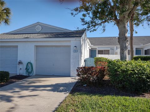 Photo of 919 Waterside Lane, Bradenton, FL 34209 (MLS # A4676311)