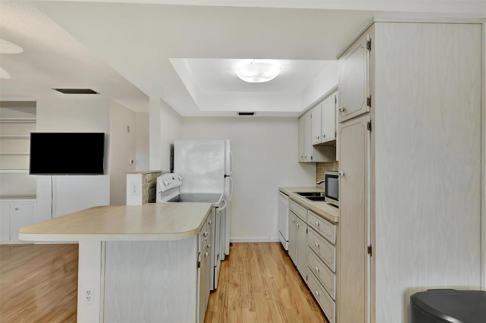 650 PINELLAS POINT DRIVE S #205