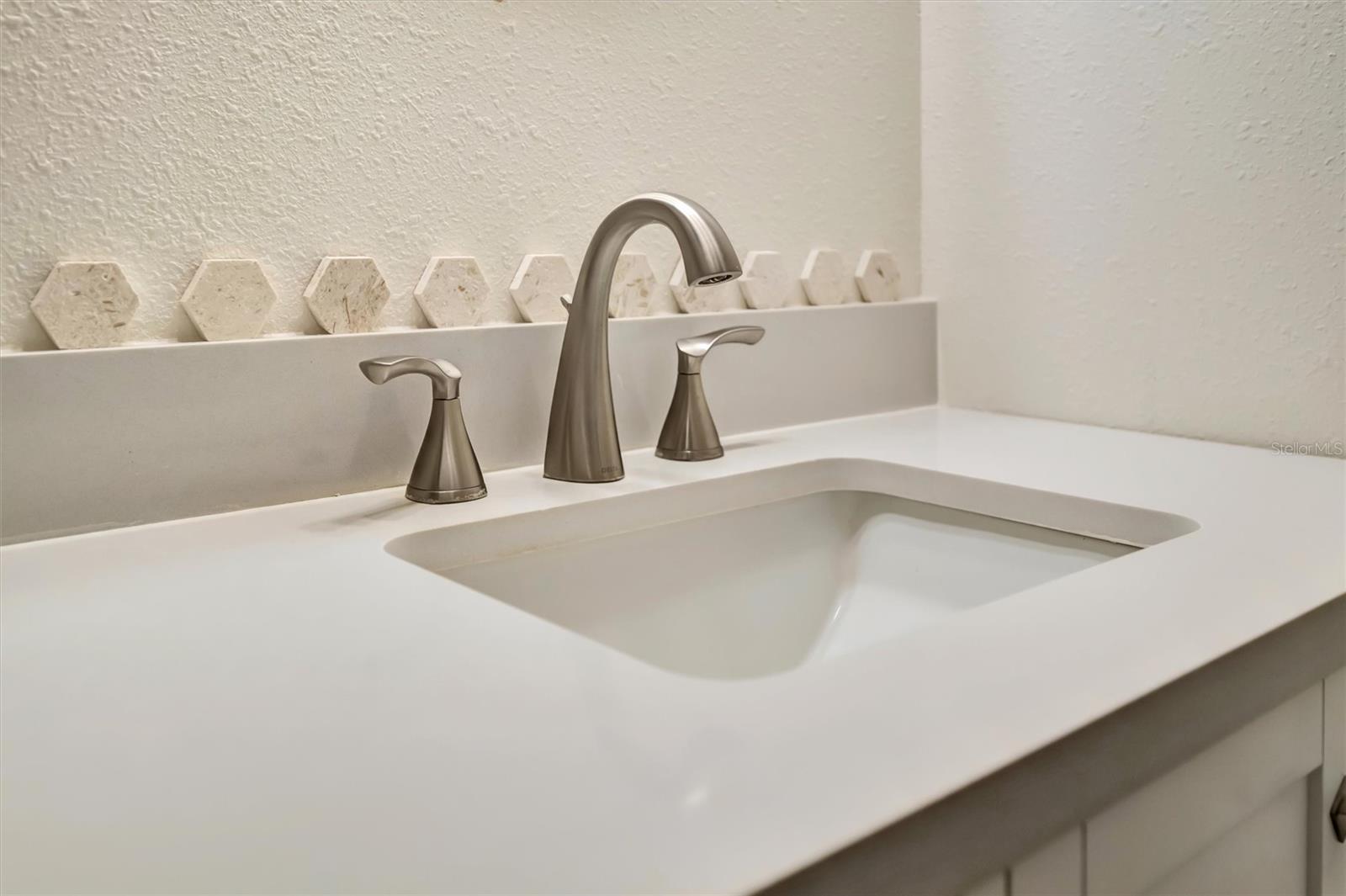 VELVET CLOAKE CONDO - Residential