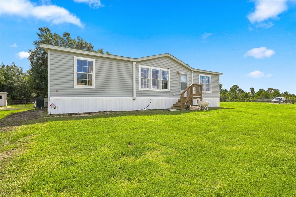 Photo of 20967 NW 250th Street, Okeechobee, FL 34972 (MLS # K4903736)