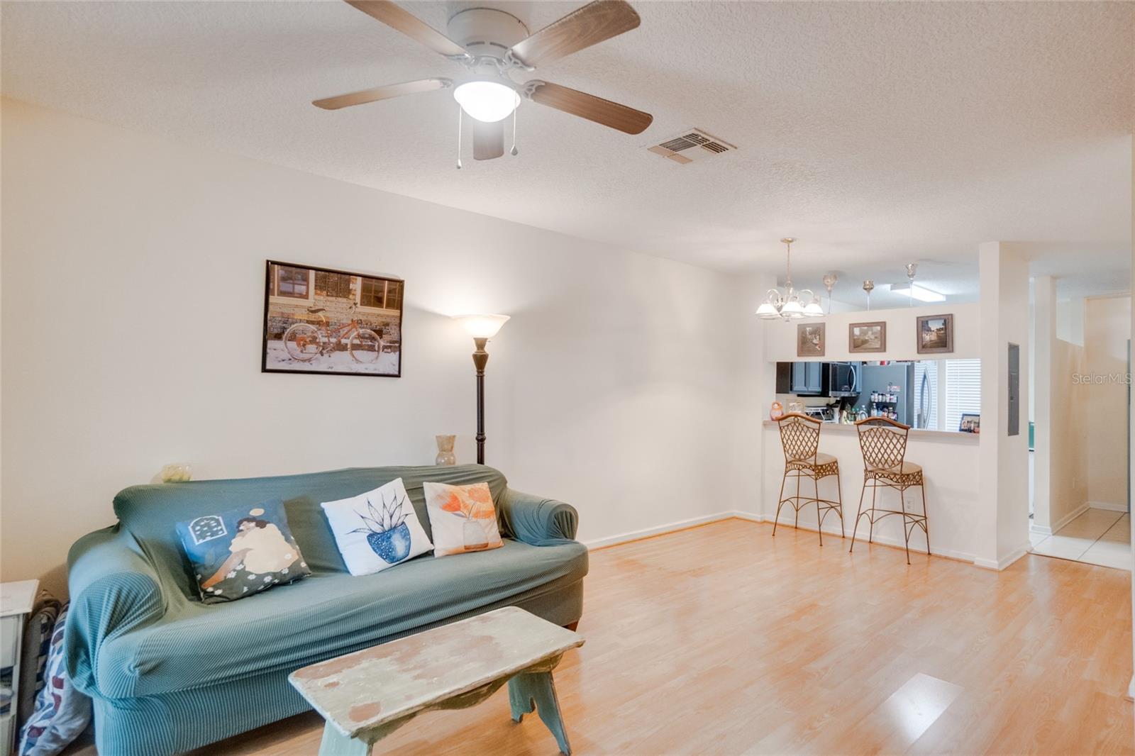 CHASE TWNHMS - Residential