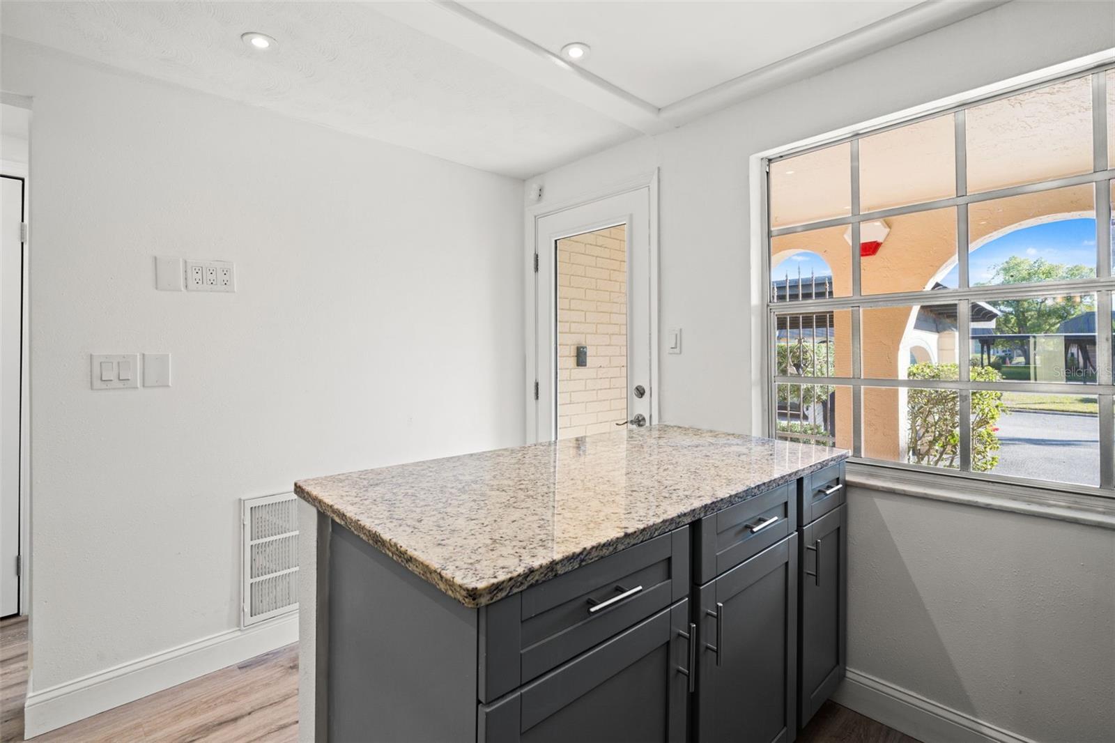 GARDENS BEACON SQUARE - Residential