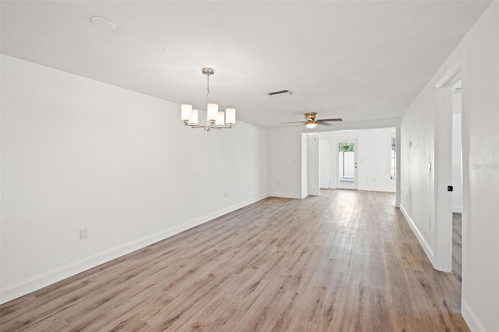 GARDENS BEACON SQUARE - Residential