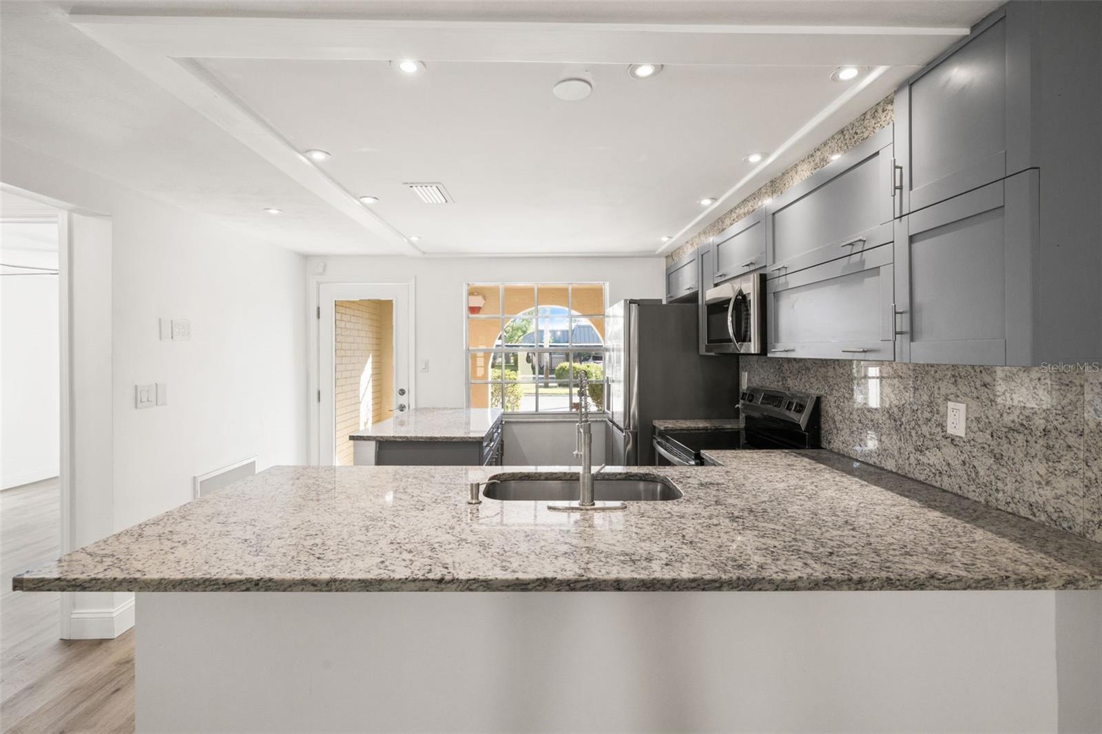 GARDENS BEACON SQUARE - Residential