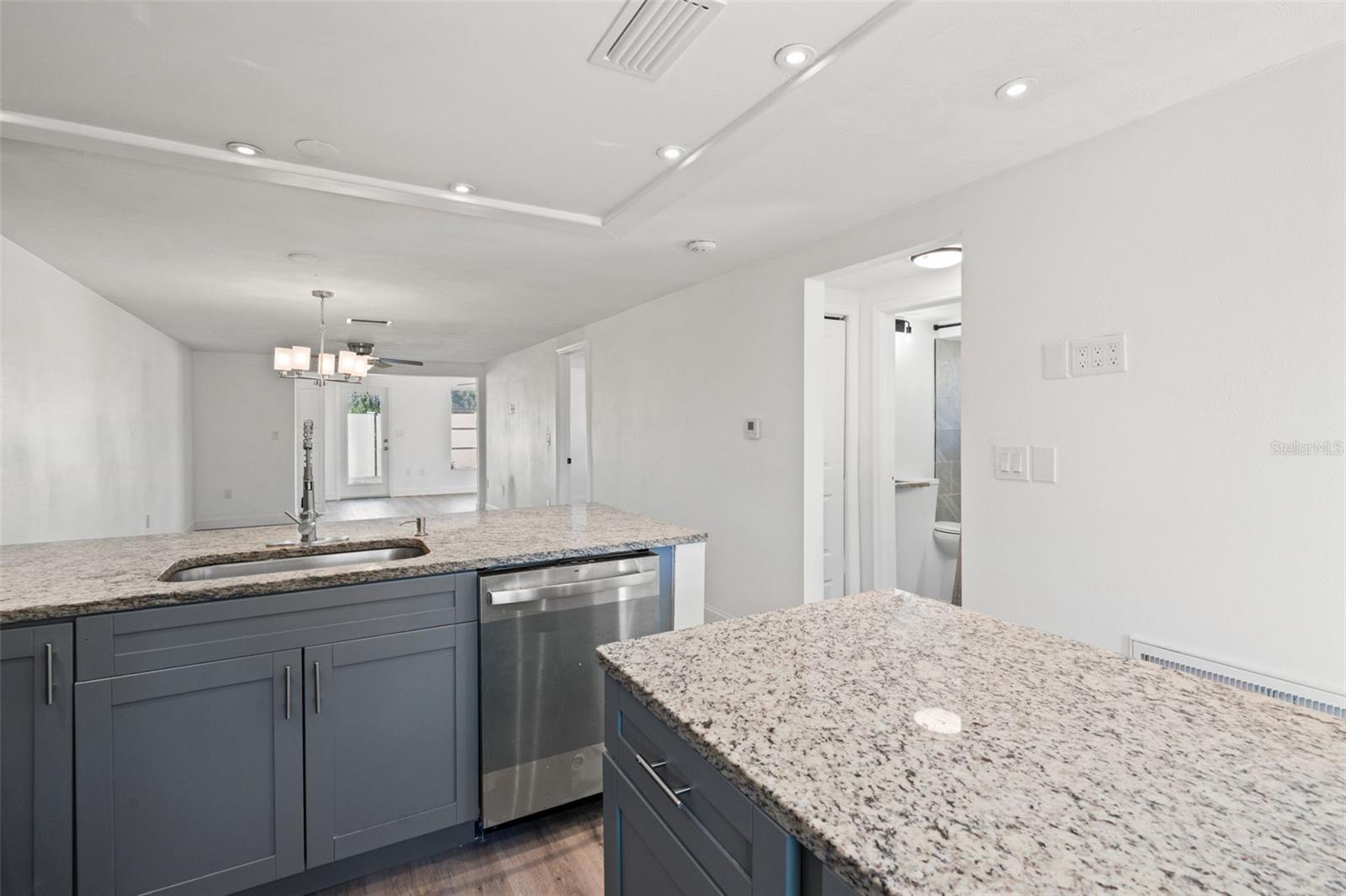 GARDENS BEACON SQUARE - Residential