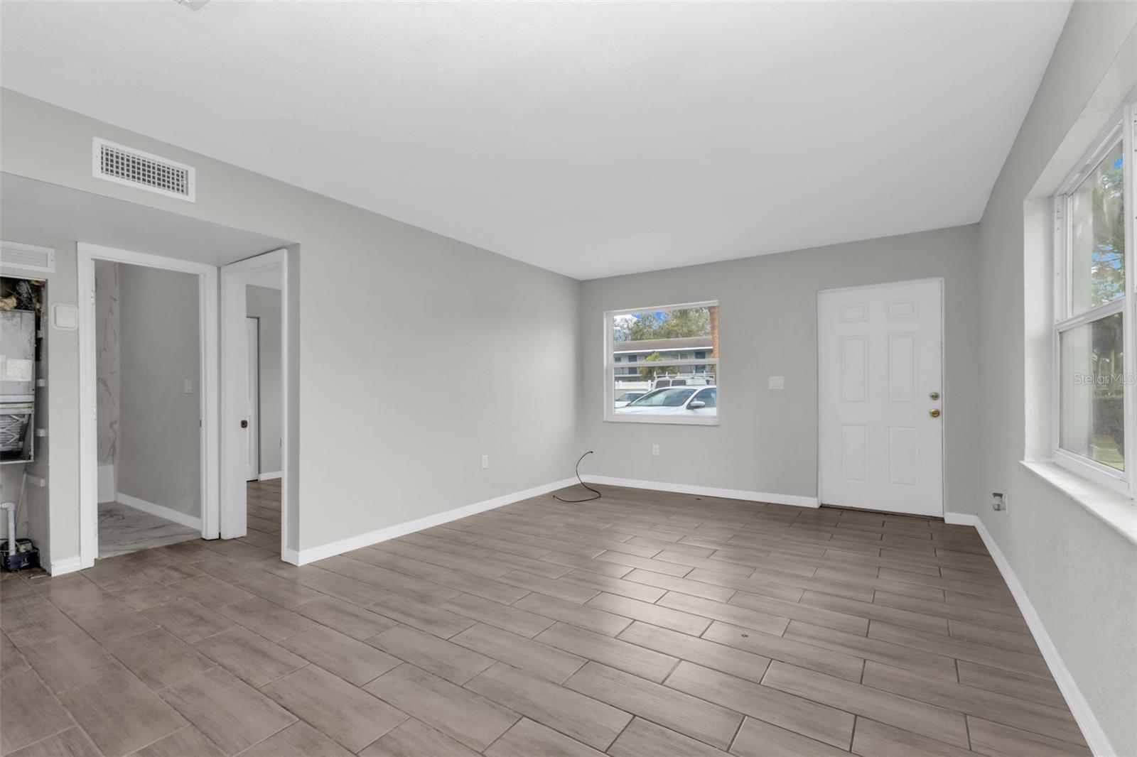 SCHINDLER SUB - Residential Income